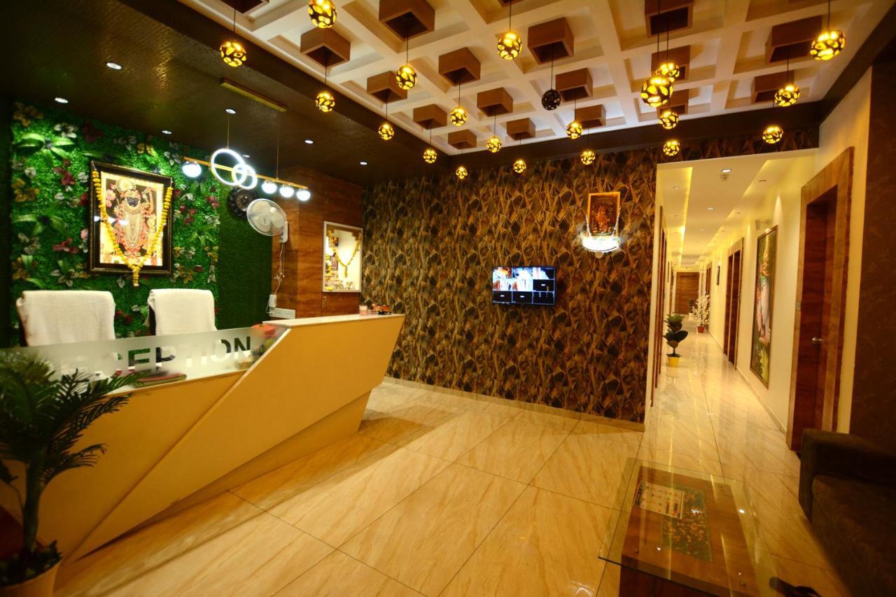 Hotel Villa Inn Ānand Екстериор снимка